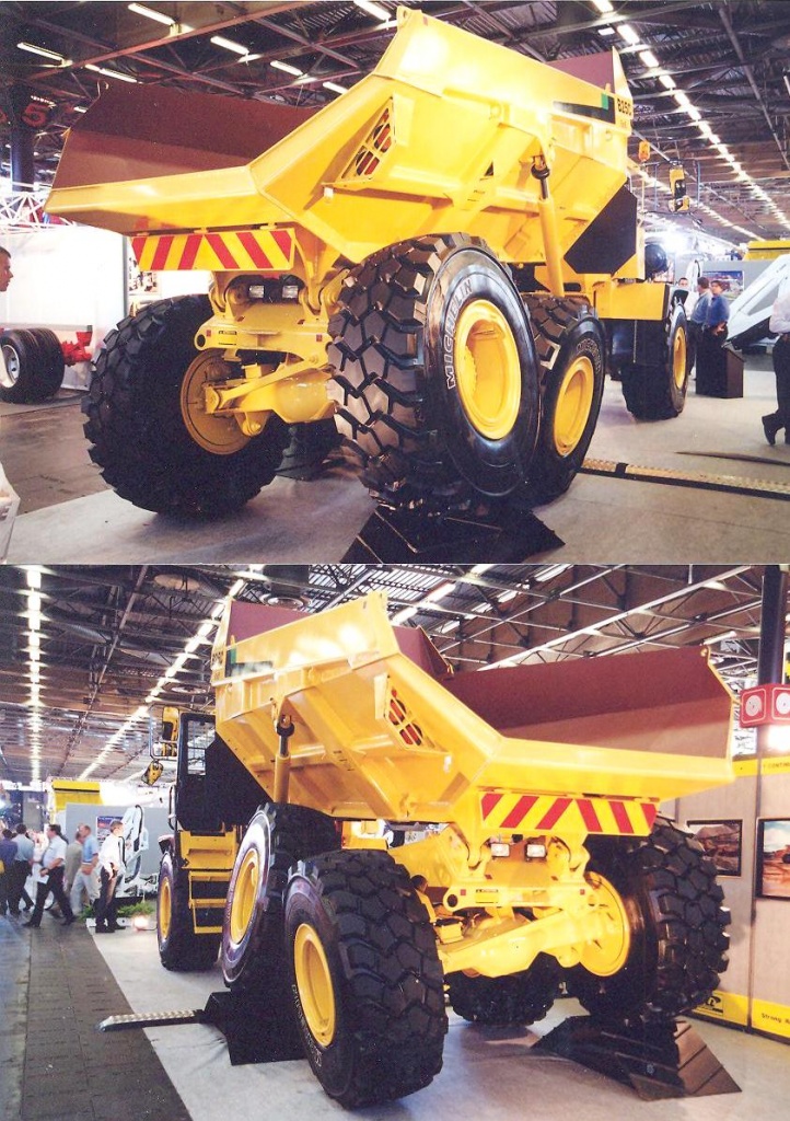 Bell B25C Dumper