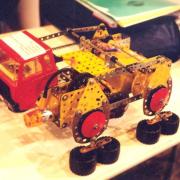 Locomotion like walking dragline in Meccano 2