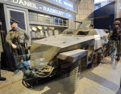 10 2014 10 04 515a light half track sd kfz 250