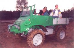 106-unimog-2.jpg