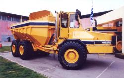 111-komatsu.jpg