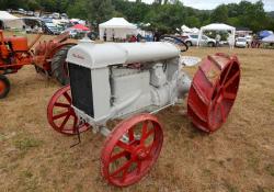 17 fordson tractor