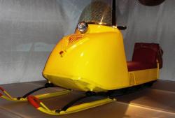 17-ski-doo-chalet-model-1965.jpg