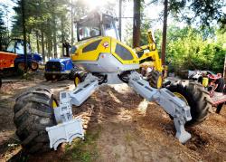 2014 06 21 073a menzi muck m 545 walking excavator