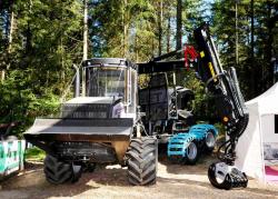 2014 06 21 184a logset 5fp 8x8 forwarder