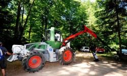 2014 06 21 313a fendt t24 tractor and schlang reichart winch