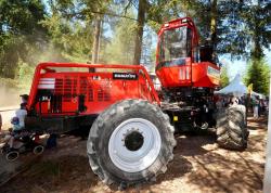 2014 06 21 351a komatsu 931 harvester