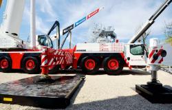 2015 04 20 430a liebherr ltm 1300 6 2 mobile crane