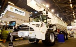 2015 04 20 570a rabaud 568a akera 17e spreader