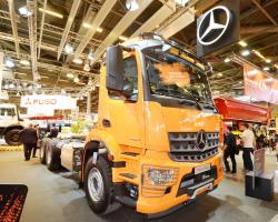 2015 04 20 589a mercedes benz arocs 6x6 truck