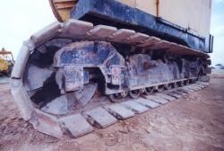 28-tracked-crane-2.jpg