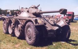 33-panhard-ebr-3.jpg