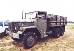 47-am-general-m35.jpg