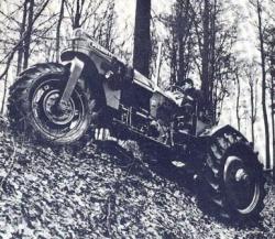 6-Pekazett-tractor.jpg