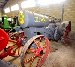 65 dsc 0239a ih titan tractor 1915 21