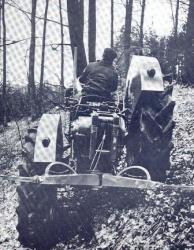 7-Pekazett-tractor.jpg