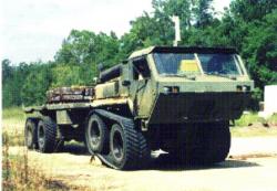 Oshkosh-MK-48-tracked-proto.jpg