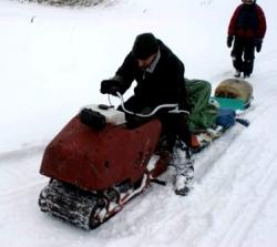 Self-made-snow-dog-like-Hus-Ski.jpg