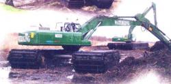 Waterking-amphibious-digger-of-Knoop-Dredging.jpg