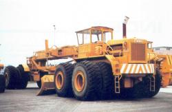 acco-giant-grader.jpg