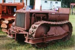 bear-tractor-1924.jpg