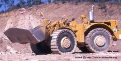 Cat 992a with dystred tires