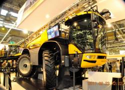 challenger-rogator-rg-655-sprayer.jpg