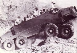 cooks-bros-desert-vehicle-1942.jpg