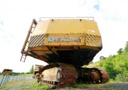 Dsc 0509a demag h 285 excavator