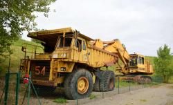 Dsc 0546a caterpillar 7730 dump truck