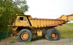 Dsc 0548a caterpillar 7730 dump truck