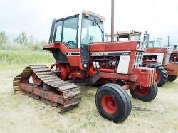 Ih 1r86 semi tracked tractor