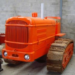 la-licorne-tractor.jpg