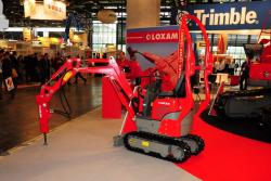 loxam-mini-crane.jpg