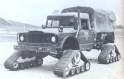 m-715-with-una-track.jpg