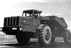 maz-529-4x2-1956.jpg