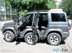 Off road 6x6 issued from uaz