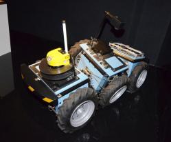 roburoc-6-6x6-robot-2007.jpg