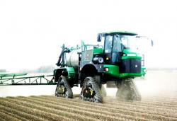 Rogator agco with zuidberg tracks