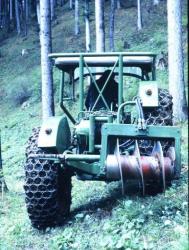 three-wheeled-tractor-pekazett-2.jpg