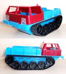 Tracked toys of former east germany