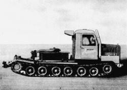 tracked-tractor-sz24-1962.jpg