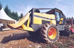 unac-500-skidder.jpg