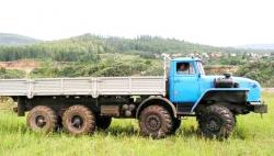 ural-692341-8x8.jpg