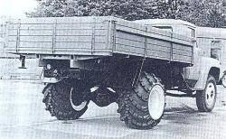 zil-130-fitted-with-hoopd-tires-at-rear.jpg